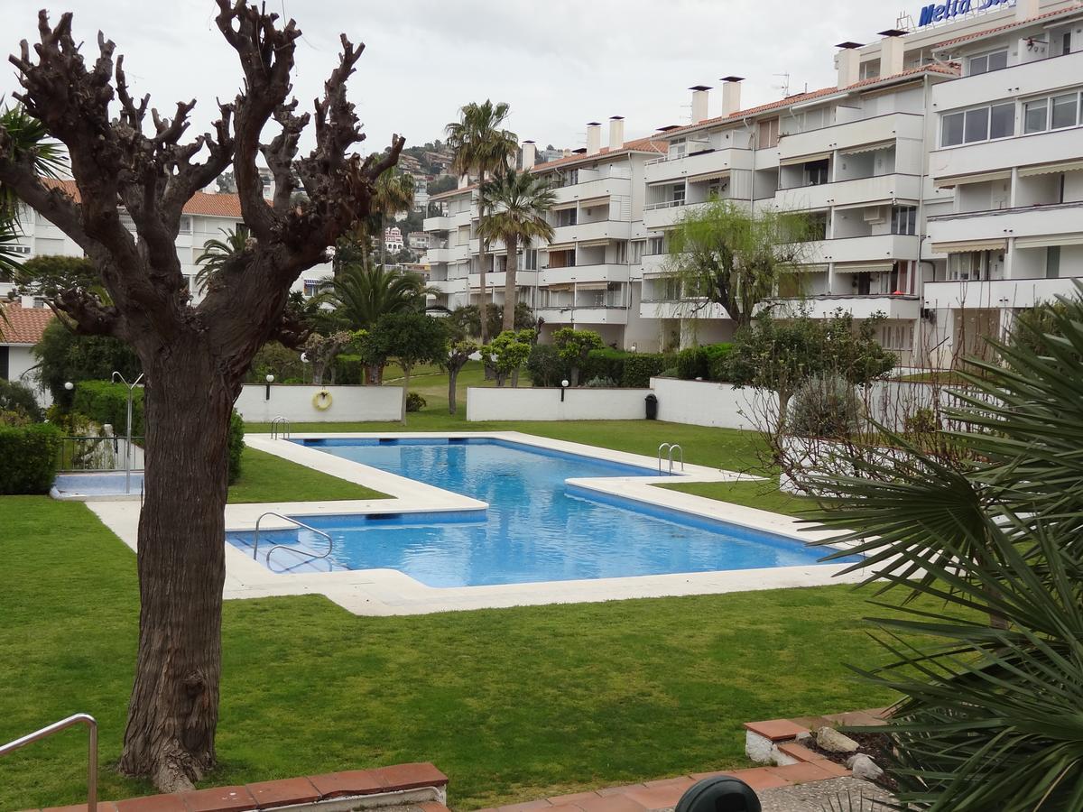 Appartamento Ground Floor Sea View Sitges Esterno foto